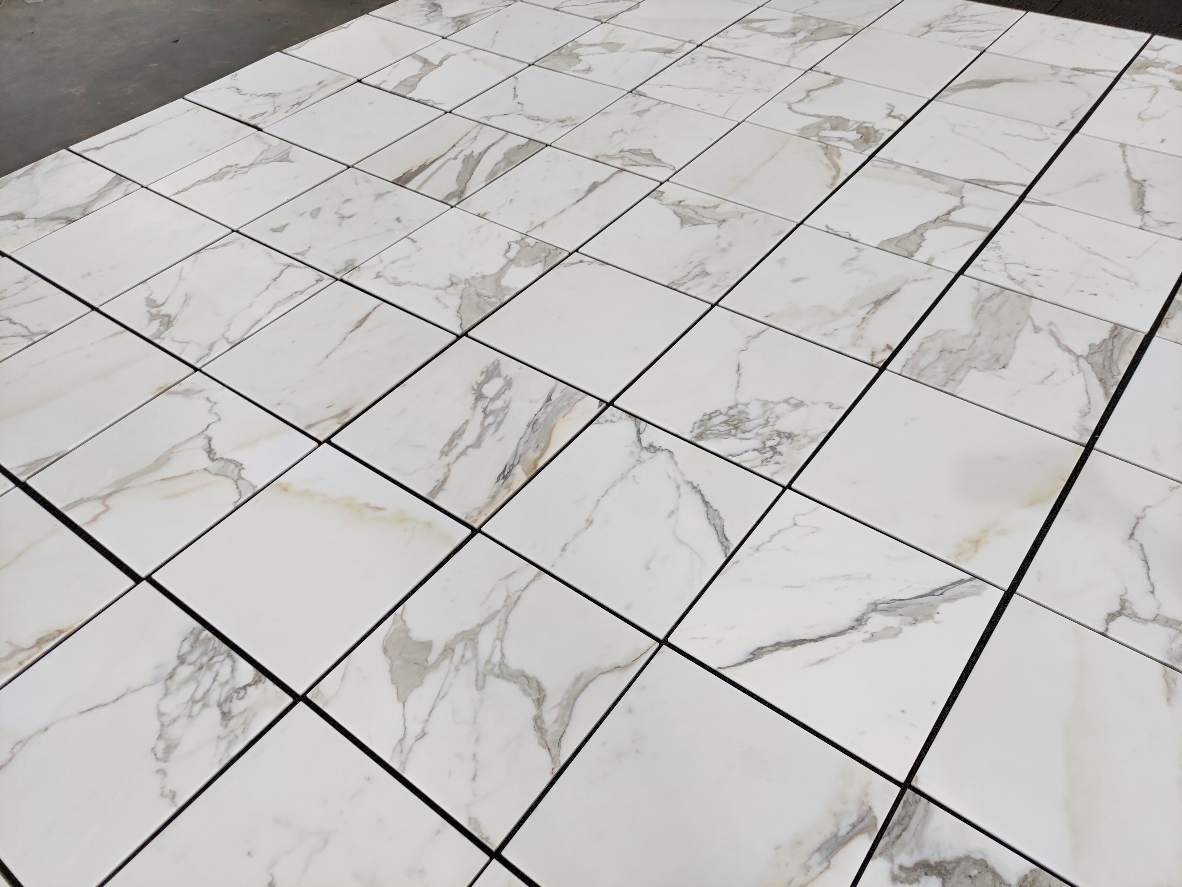Aria Calacatta Gld Marble 24x24 - Luxury floor tile for high-end projects commercial or residential - Artepierre - 5